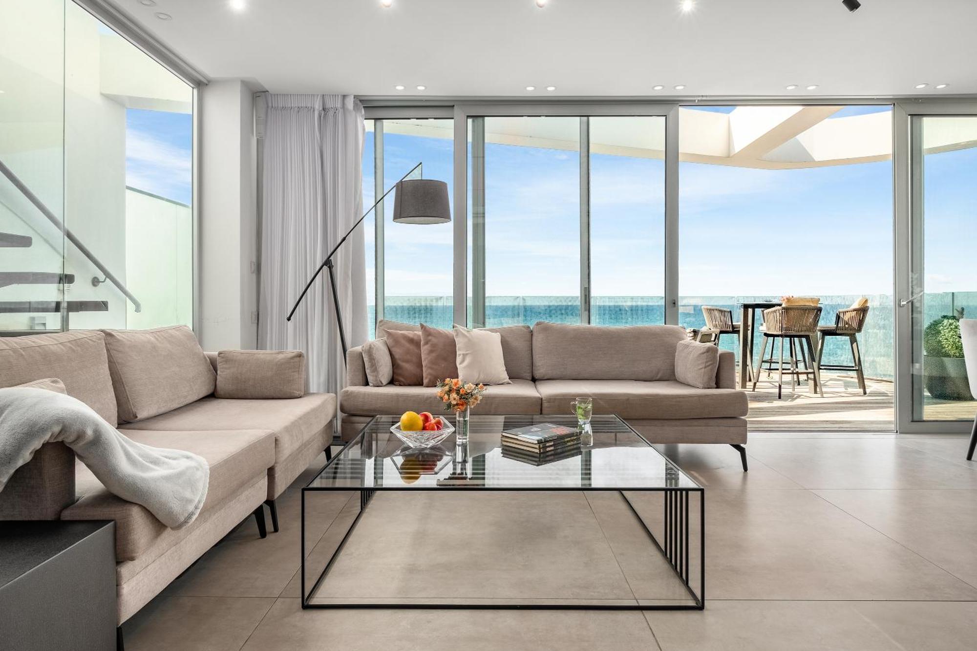 Penthouse 3Br + Roof Top + Parking - On The Beach Хайфа Екстер'єр фото